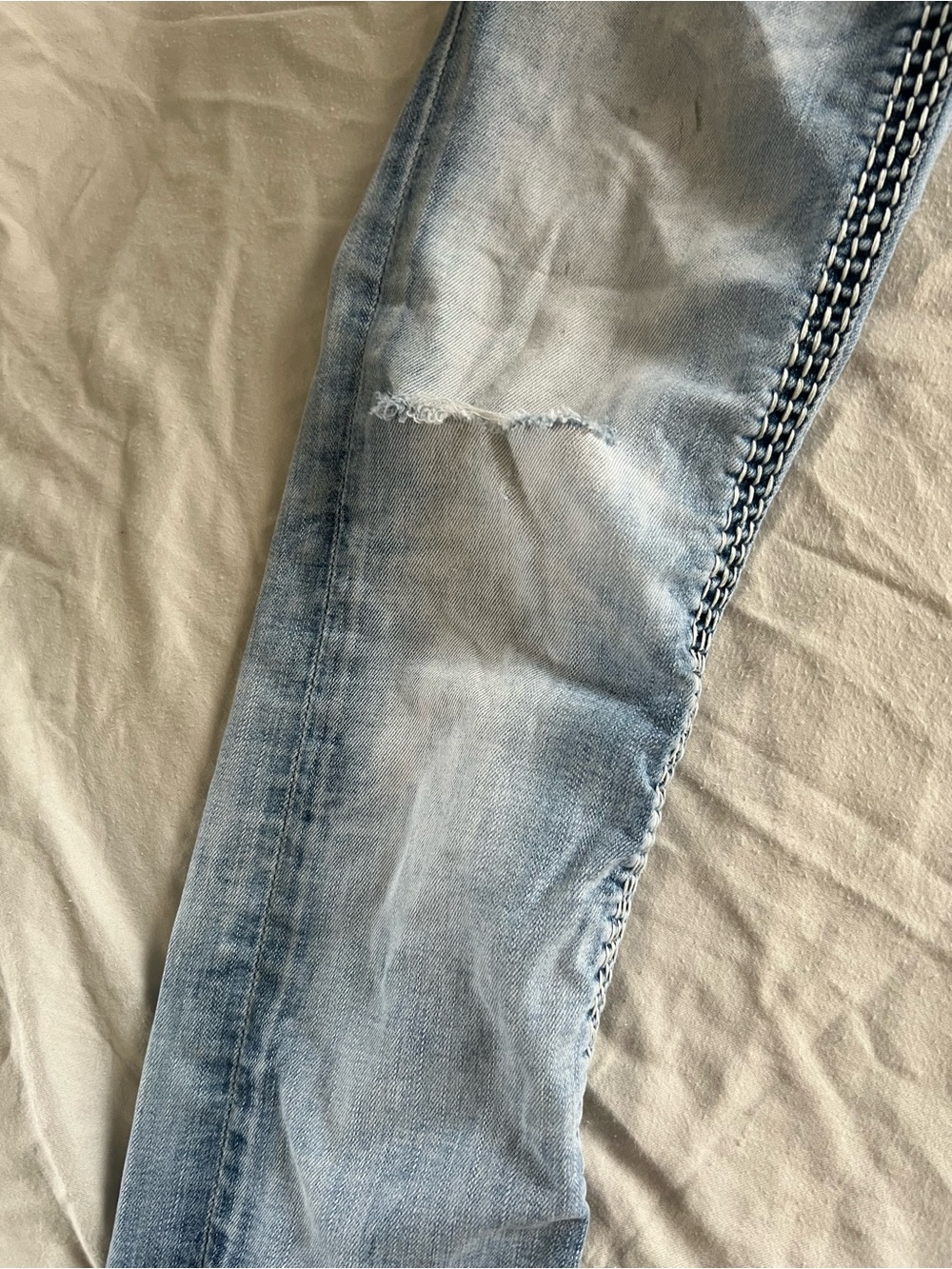 Rock Revival Celine Straight Jeans Women’s Size 26 Distressed Embellished - Picture 8 of 9